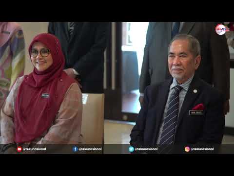 Majlis Penyerahan Surat Lantikan Ahli Lembaga Amanah TEKUN Nasional